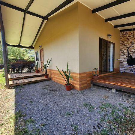 Cabanas Kainga Hanga Roa Exterior photo