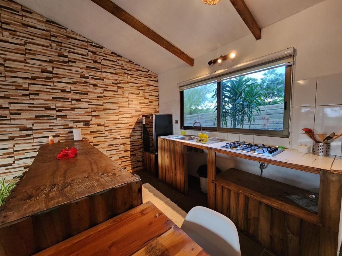 Cabanas Kainga Hanga Roa Exterior photo